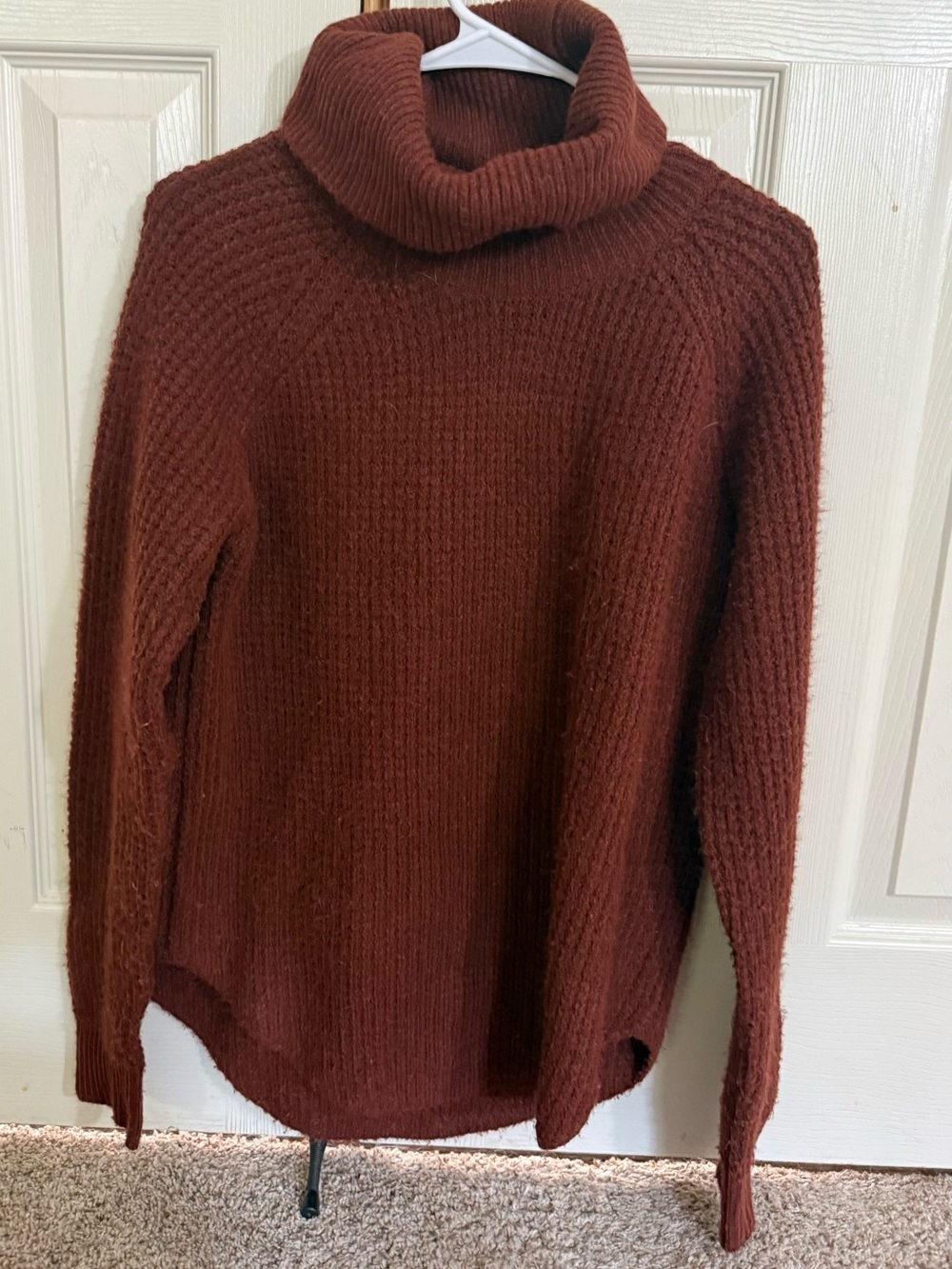 Kuhl Womenโs Rust Cowl Neck Textured Knit Sweater Pullover